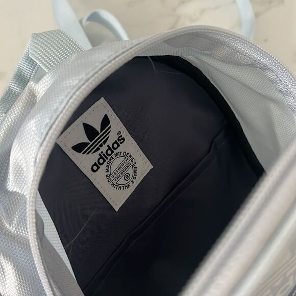 adidas Originals Santiago Mini Backpack NWT - Picture 4 of 7